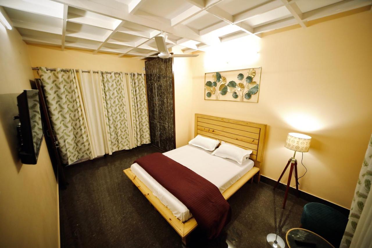 The Location, A Penthouse Dehradun Exterior foto