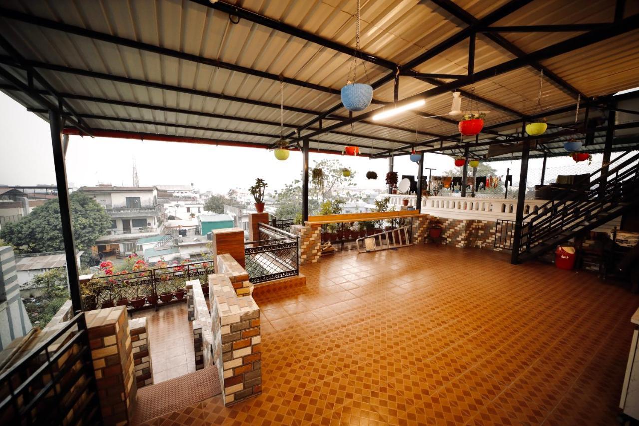 The Location, A Penthouse Dehradun Exterior foto